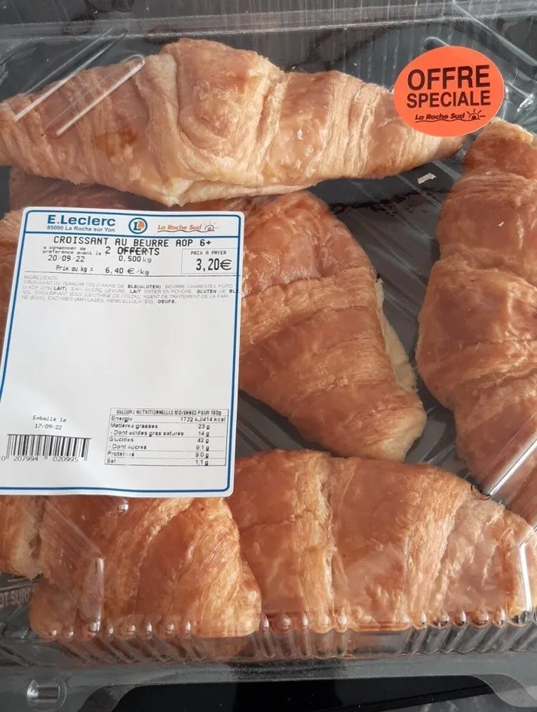 Croissant au beurre