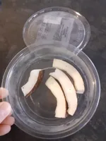 Noix de coco en morceaux