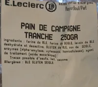 Pain de campagne tranché