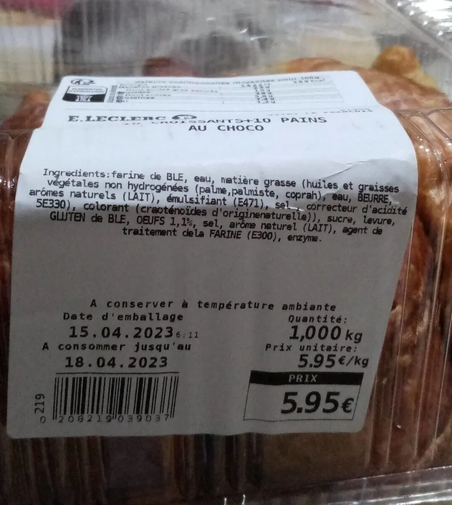 Croissant +pains au choco