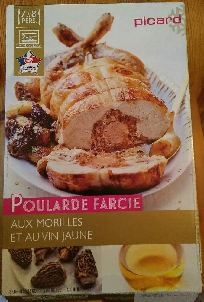 Poularde Farcie aux Morilles et au Vin Jaune