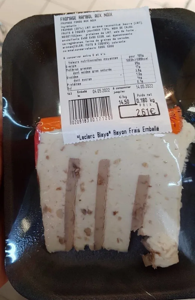 Fromage rambol aux noix