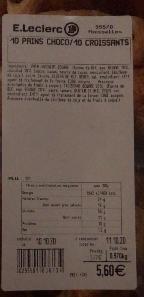 Pain au chocolat et croissant