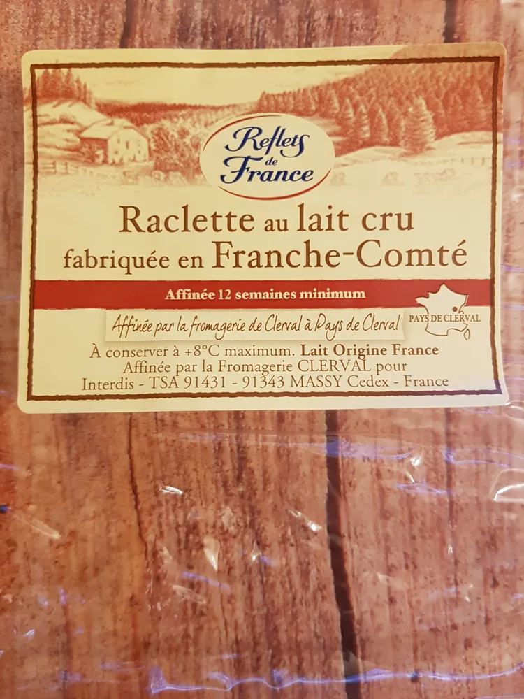 Raclette au lait cru fabriquée en Franche-Comté