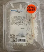 Salade, tagliatelles, surimi