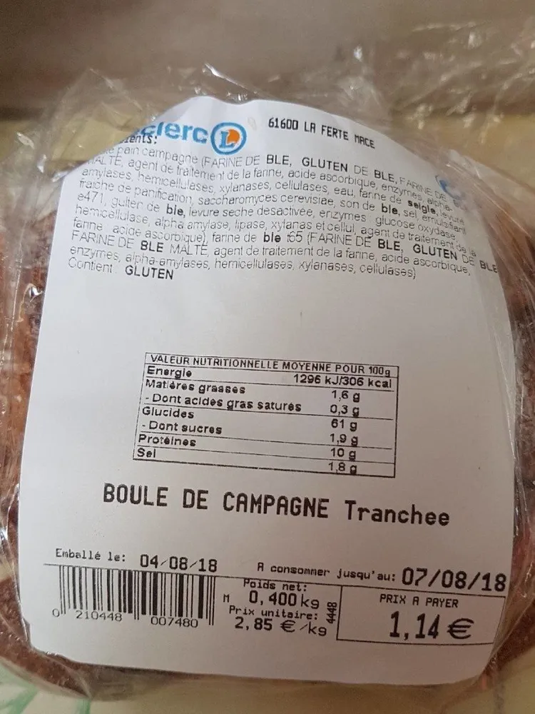 Boule de campagne tranchee