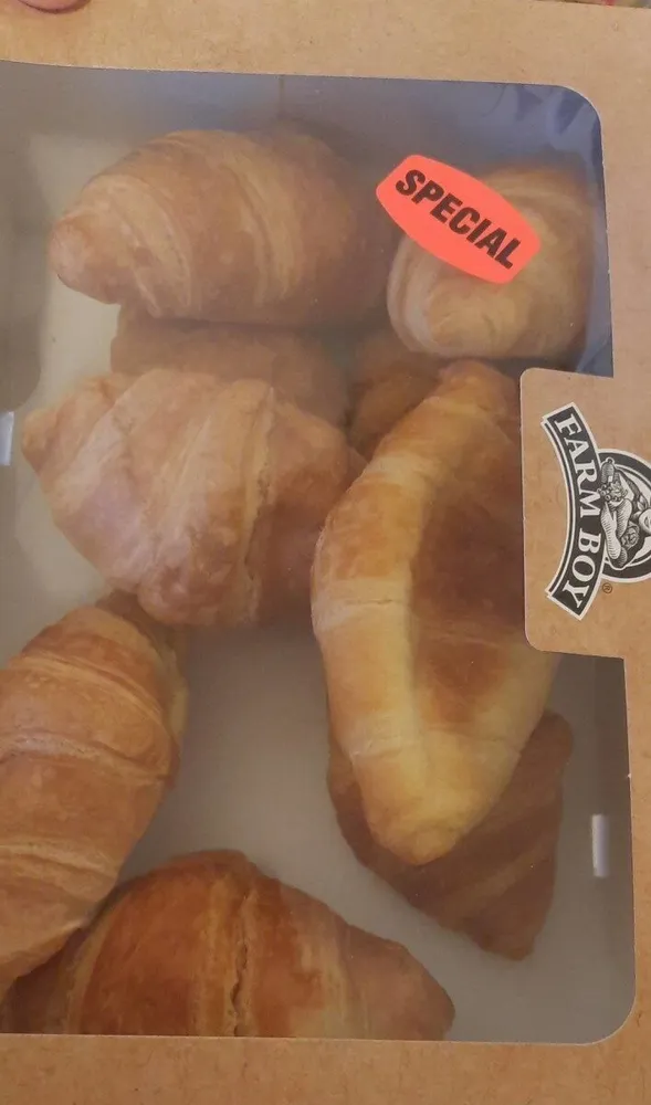 Mini breakfast croissants