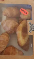Mini breakfast croissants