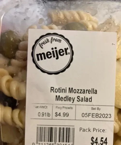 Rotini Mozzarella Medley Salad