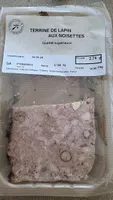 Terrine de lapin aux noisettes