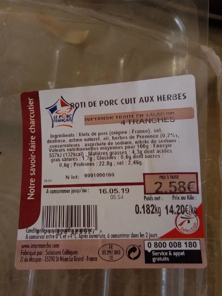 Rôti de porc cuit aux herbes