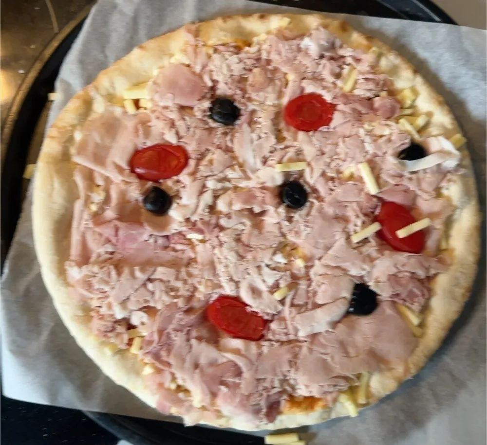 Pizza reine froide
