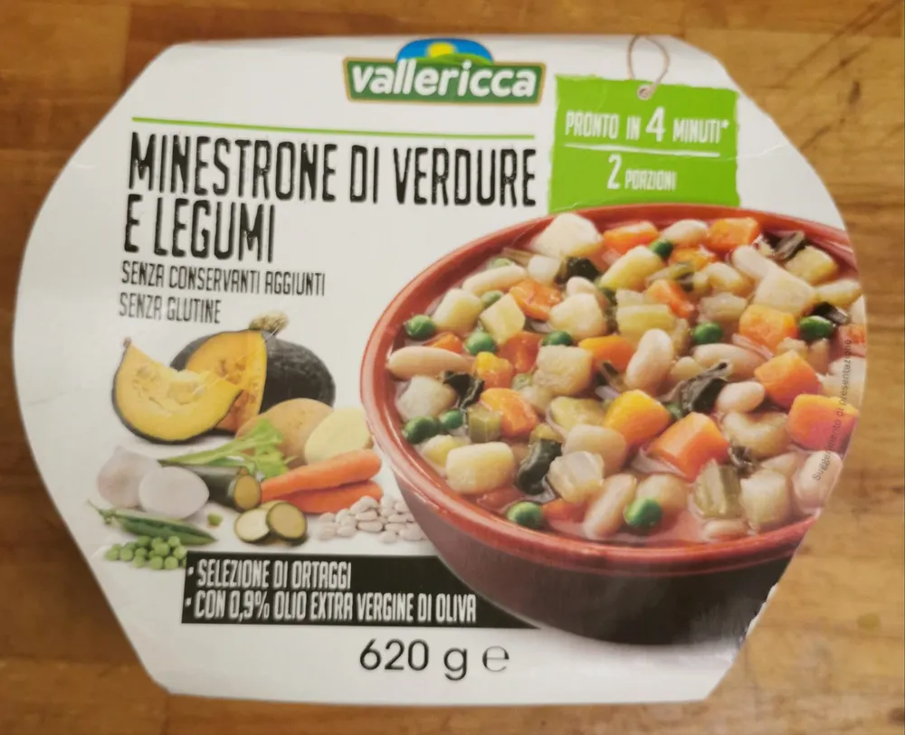 minestrone di verdure e legumi
