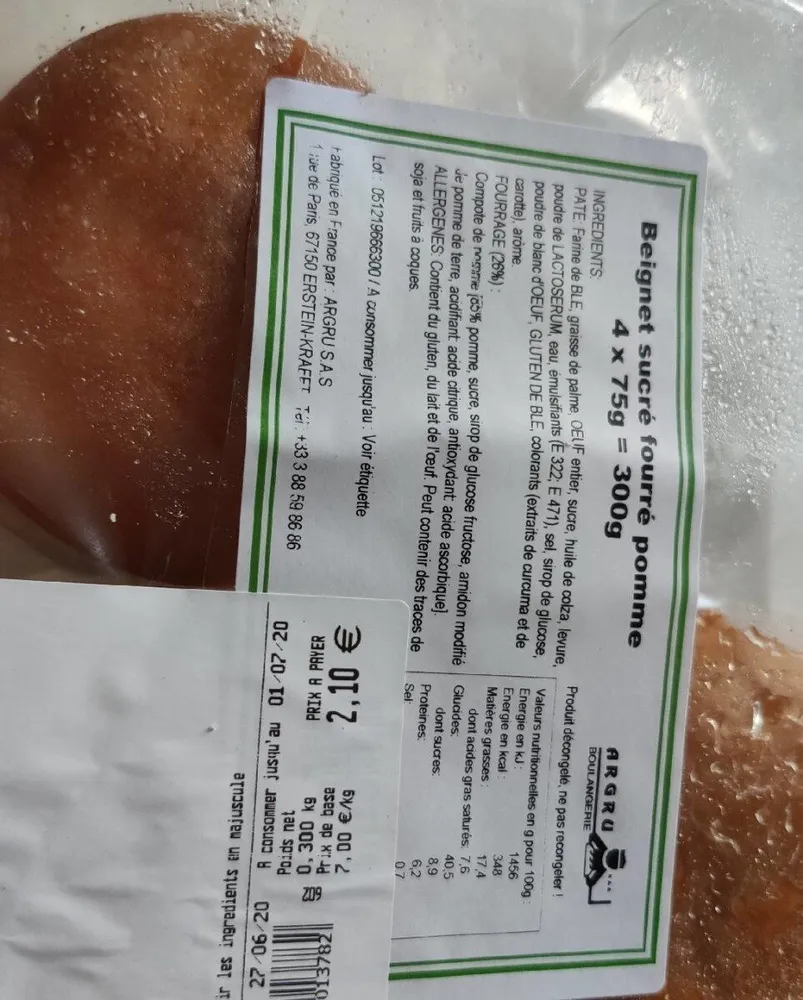 Beignet sucré fourré pomme