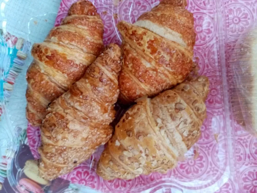 Croissant fourré framboise
