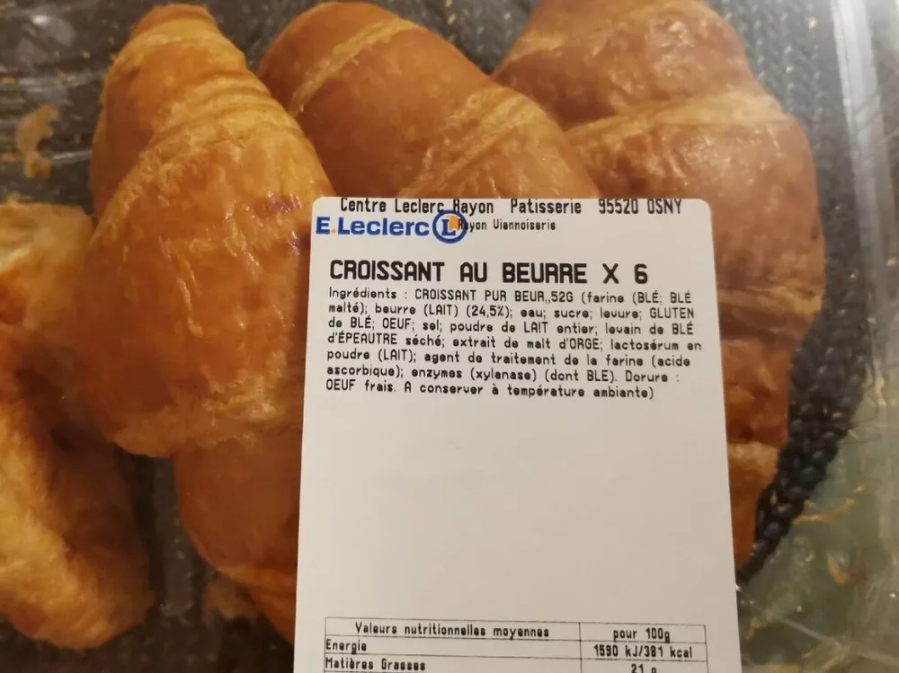 Croissant au beurre