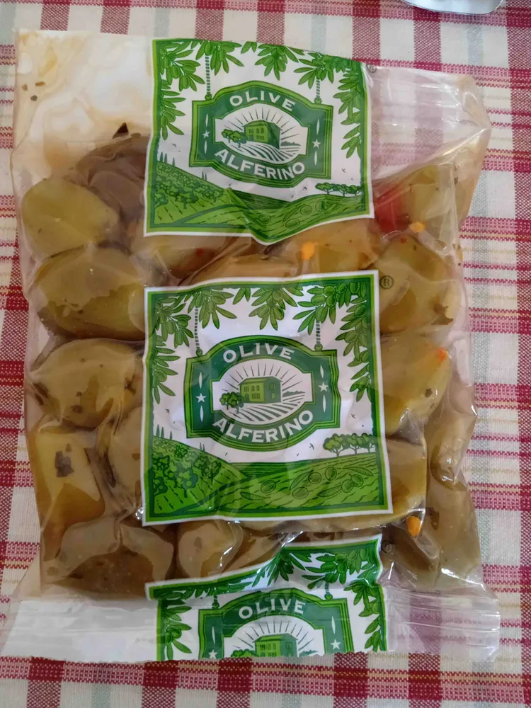 Olive denocciolate peperone