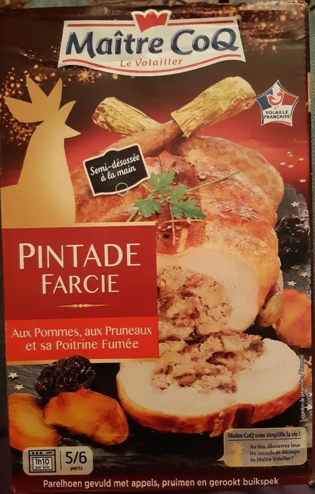 Pintade farcie aux pommes, pruneaux et sa poitrine fumée