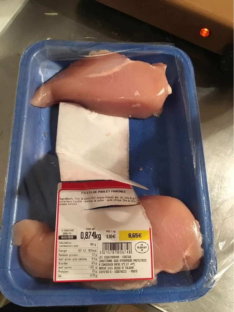 Filets de poulet marines