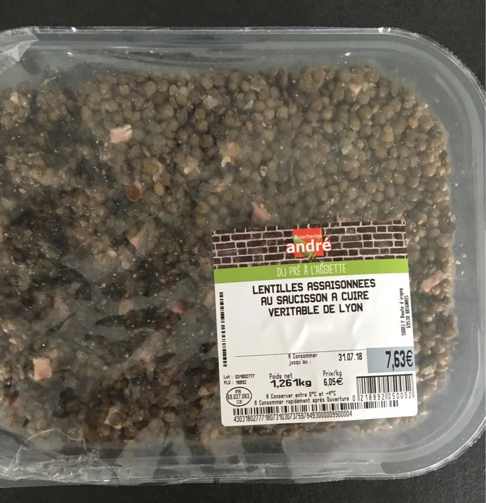 Lentilles asaisonnées au saucisson a cuire veritable de lyon