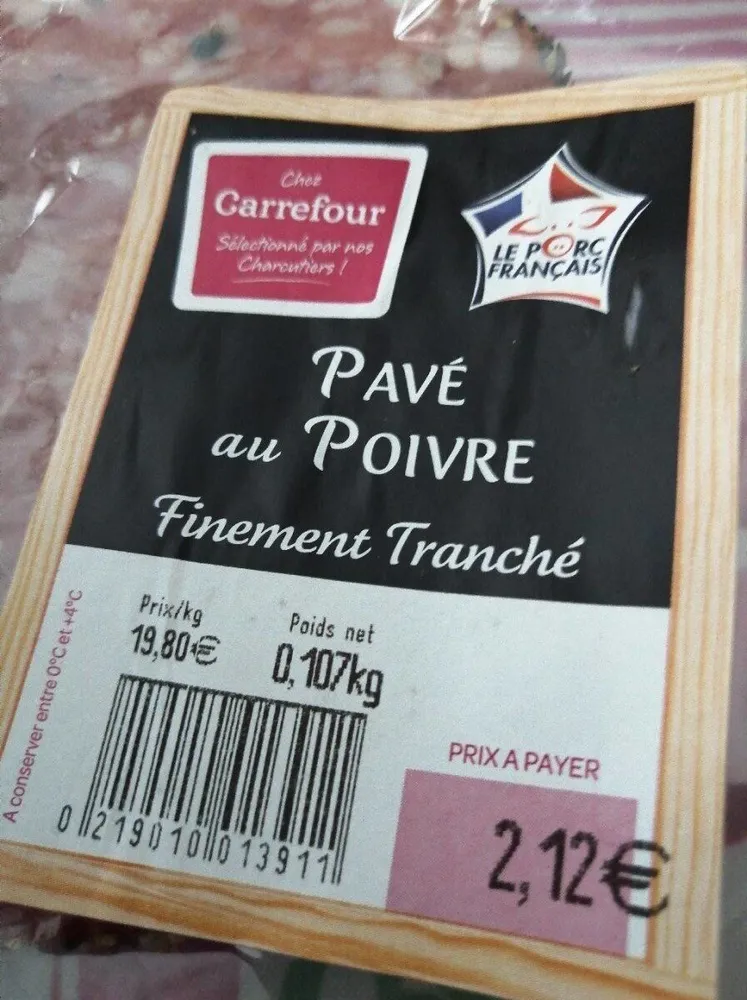 Pavé au poivre finement tranché