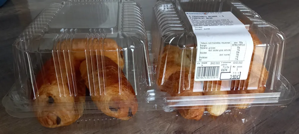 Croissants beurre et pains au chocolat au beurre