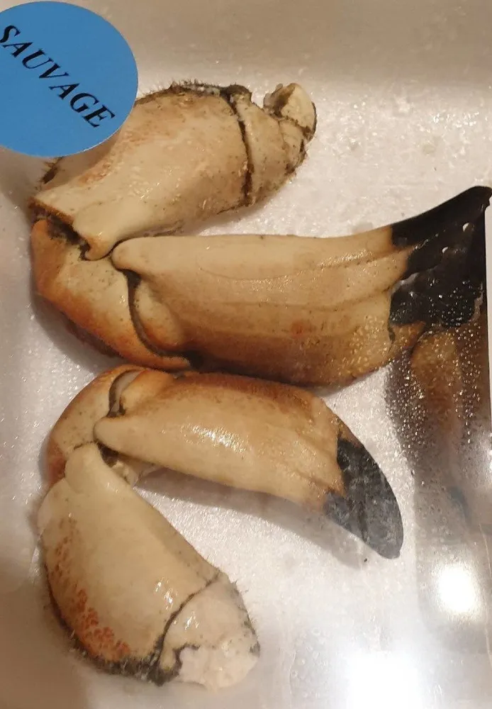 Pinces de tourteaux cuits