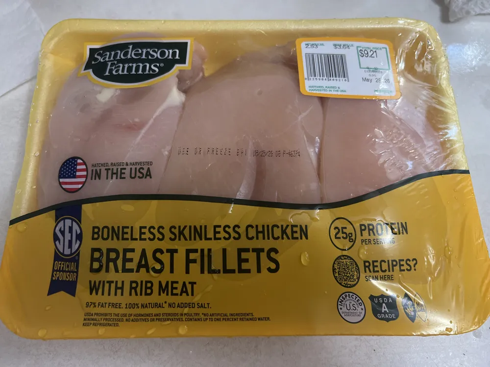 Boneless skinless chicken breast fillet