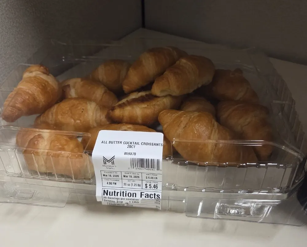 Cocktail Croissants