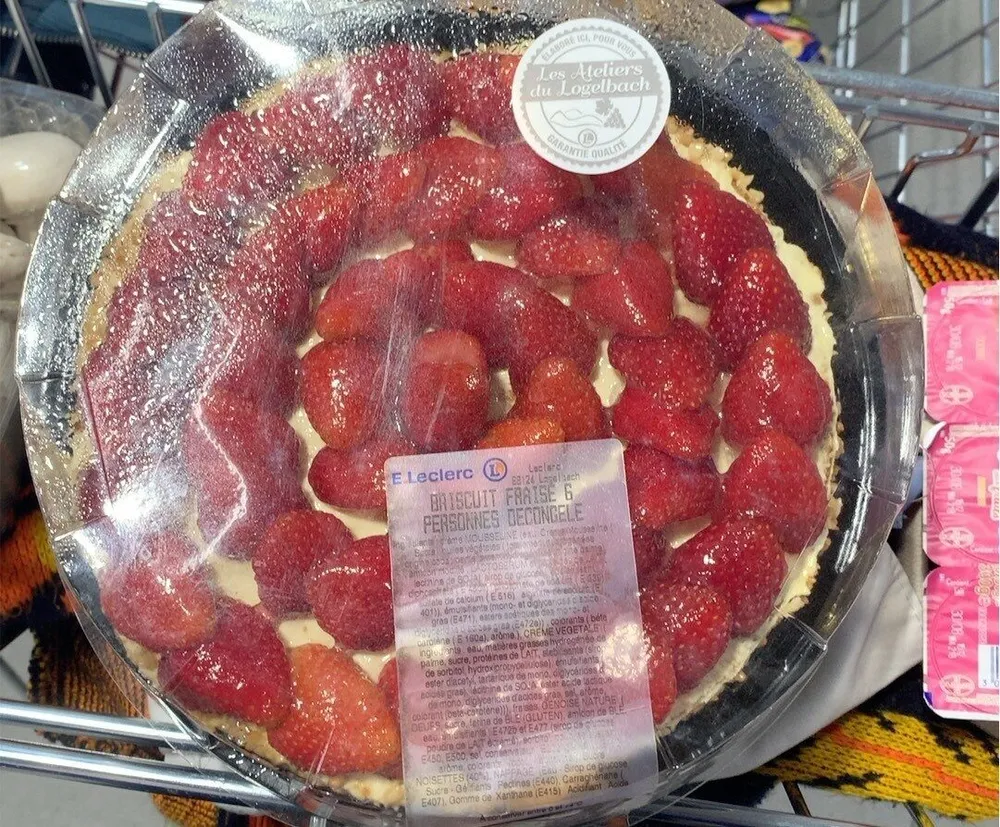 Briscuit Fraise 6 personnes decongele