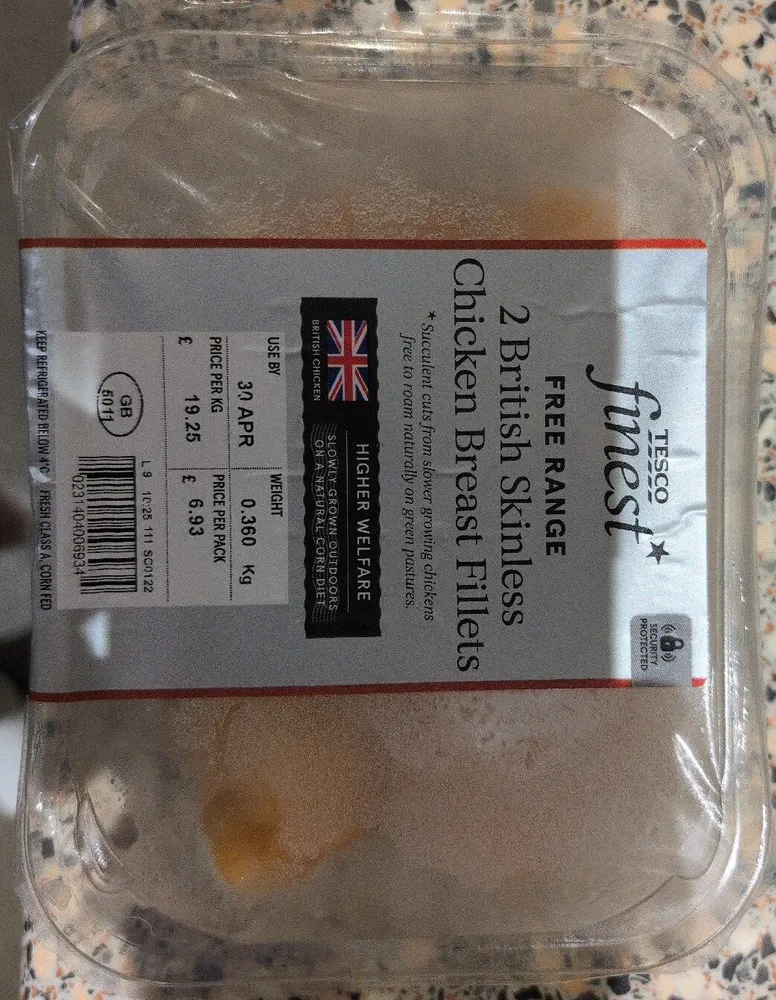 2 British Skinless Chicken Breast Fillets