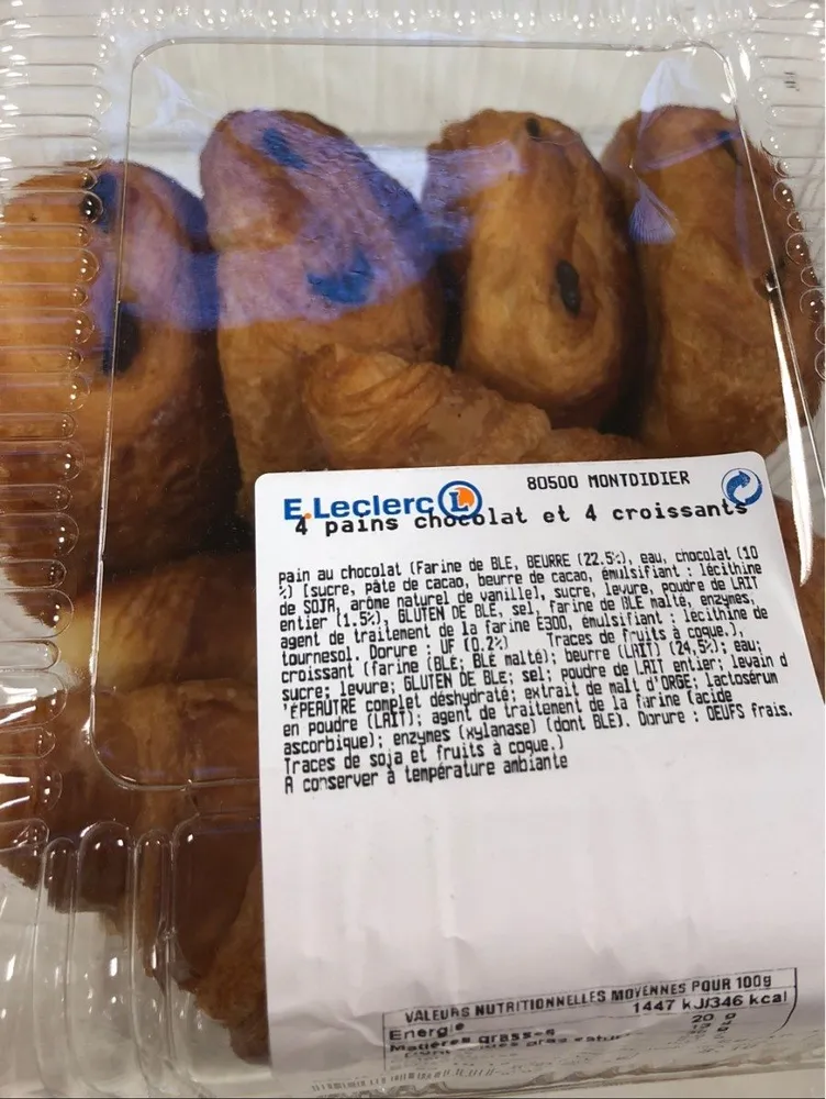 Pain au chocolat croissant