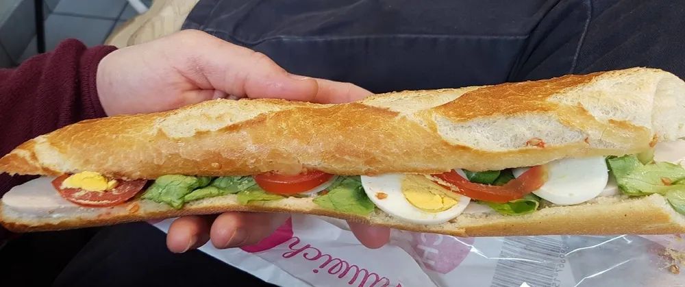 Sandwich poulet crudités