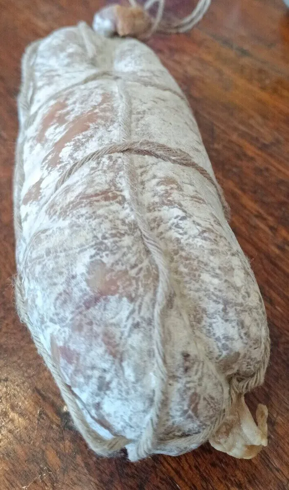 Saucisson carrel
