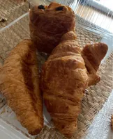 4 pains au chocolat + 4 croissants