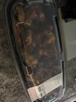 cooked garlic pepper seasoned party wings