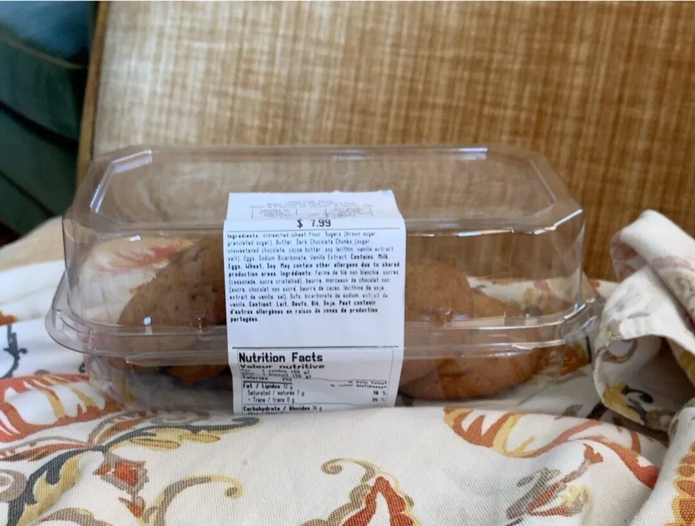 Belgian Chocolate Chunk Cookie