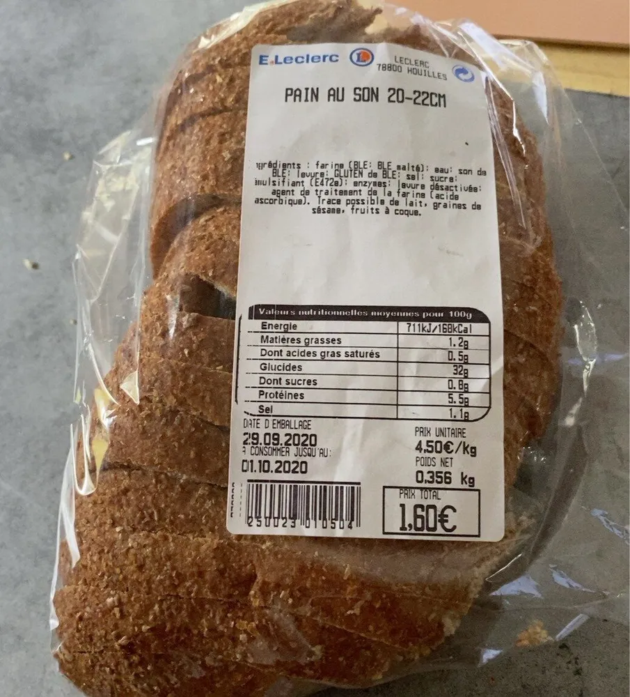 Pain au son