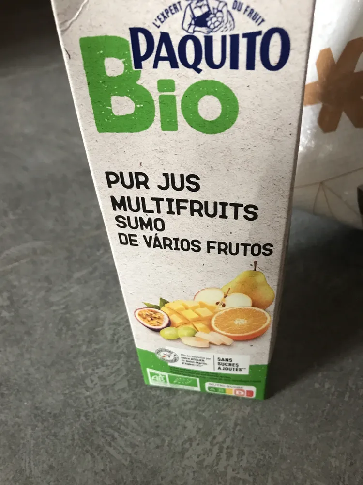 Pur jus multifruits sumo de vários frutos