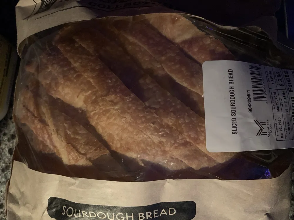 SLICED SOURDOUGH BREAD