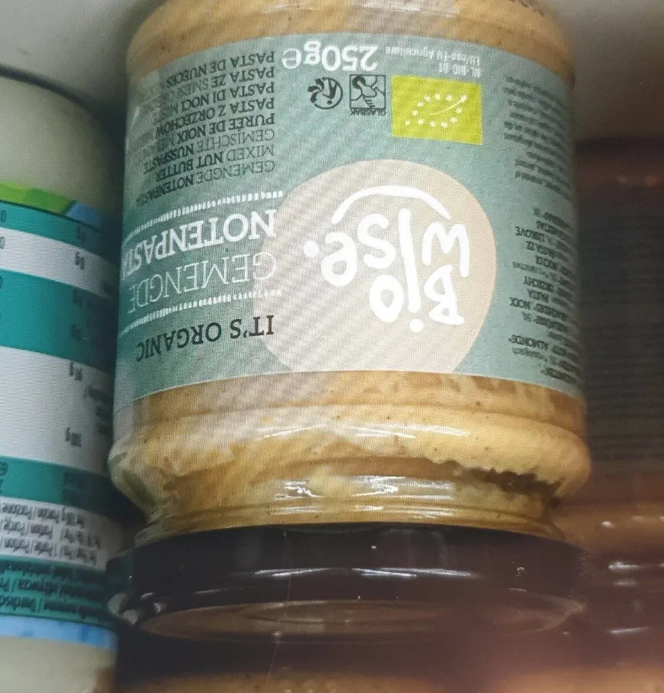 Beurre noix mélangées