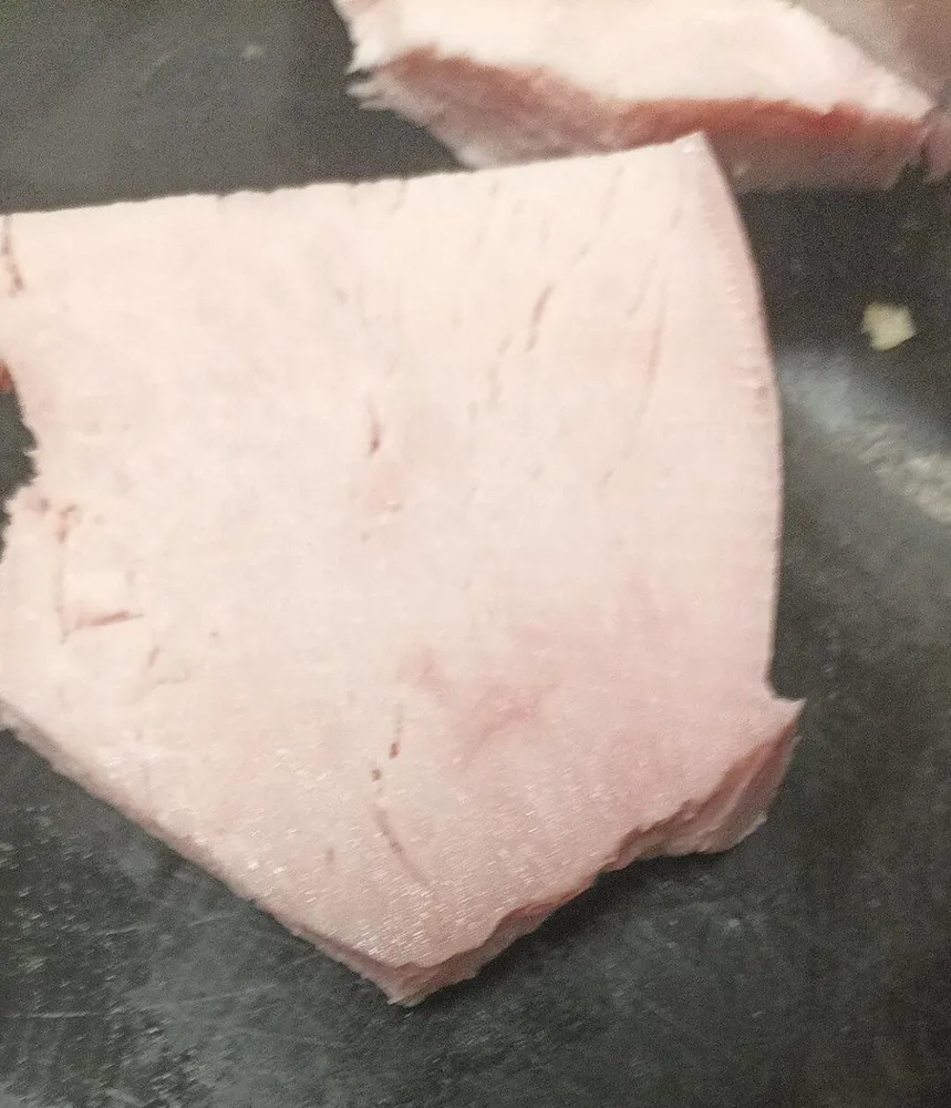 Carré de côte de porc cuit