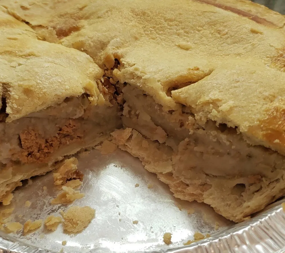 Salmon pie