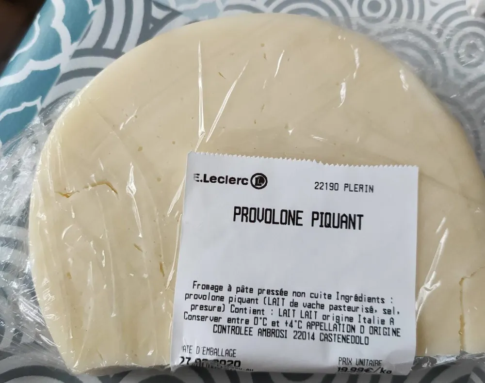 Provolone piquant