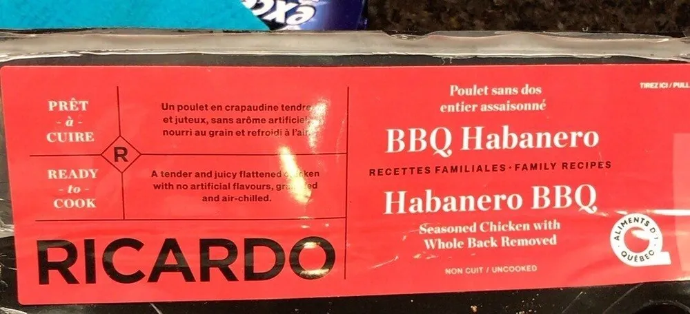 BBQ Habanero poulet sans dos entier assaisonné