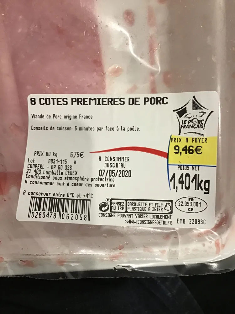 8 cotes premières de porc