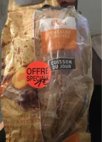 Pain cereales et fruits