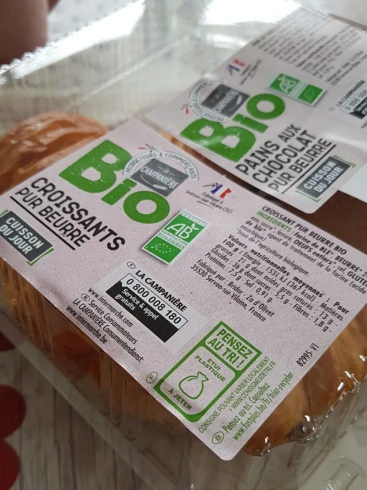 Pain chocolat et croissant pur beurre
