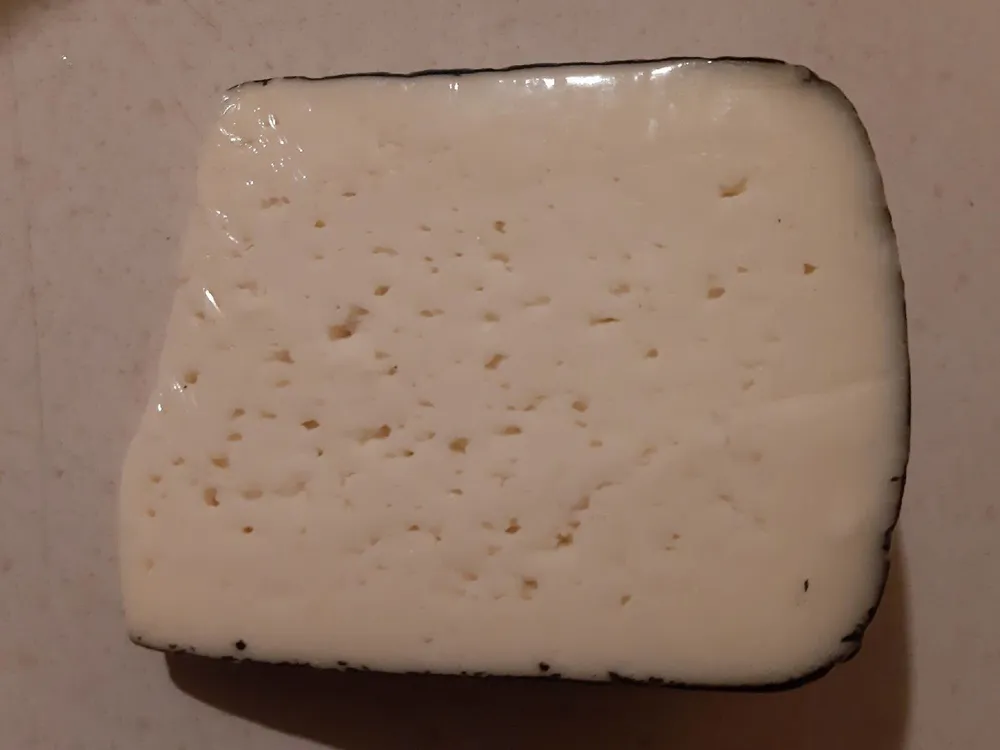 Tomme noir des Pyrénées