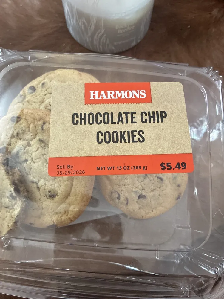 Chocolate Chip Cookie